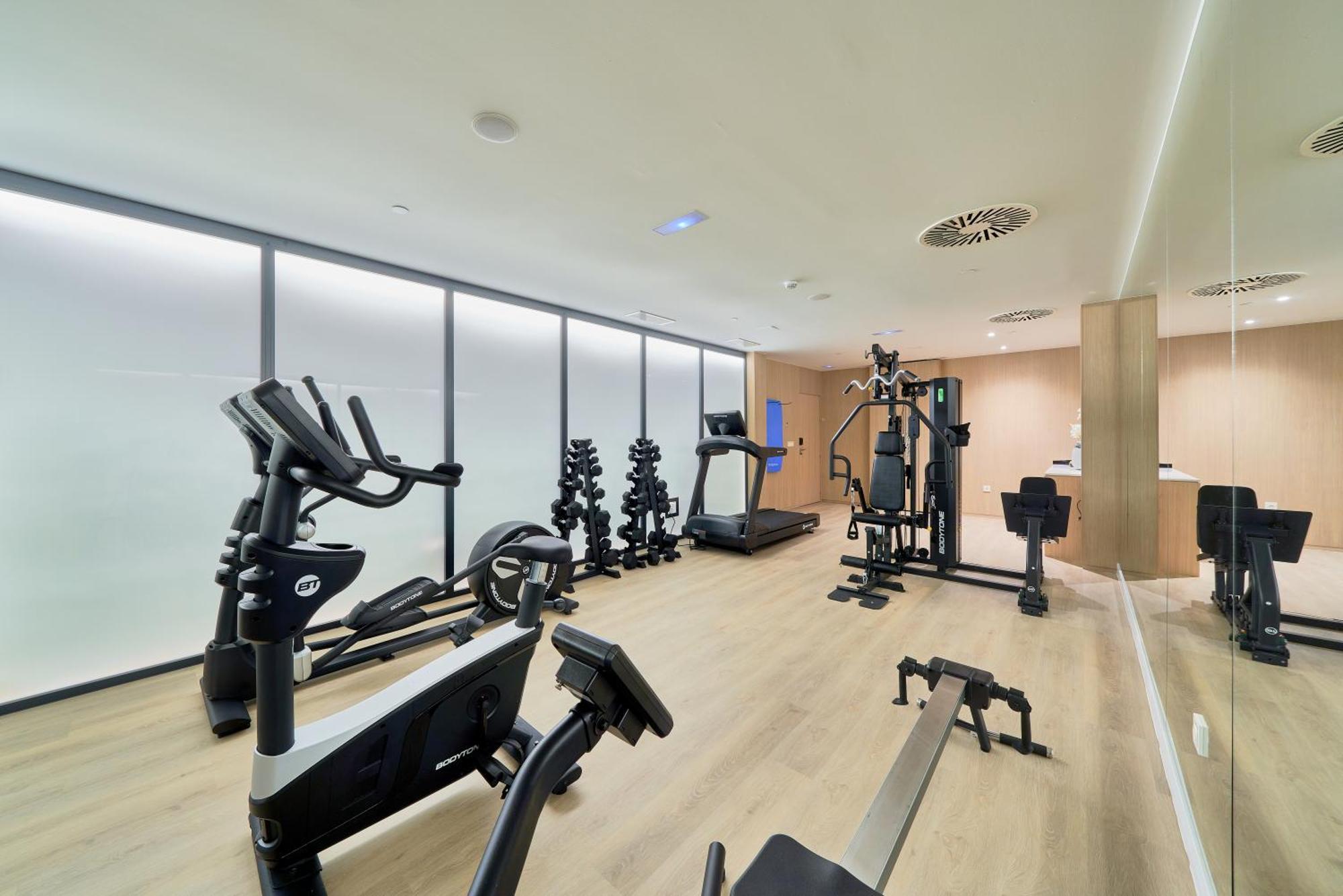 Eurostars Oasis Marbella Ξενοδοχείο Εξωτερικό φωτογραφία